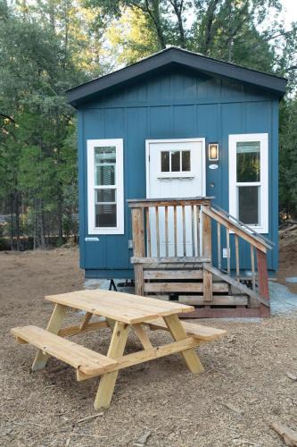 Groveland Cabin | Tiny House Yosemite