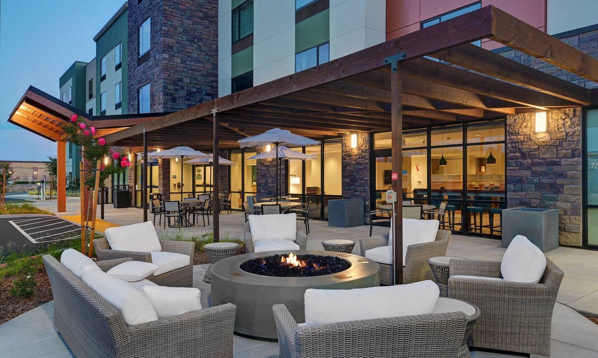 RP Sports Complex Hotel | TownePlace Suites by Marriott Sacramento Airport Natomas