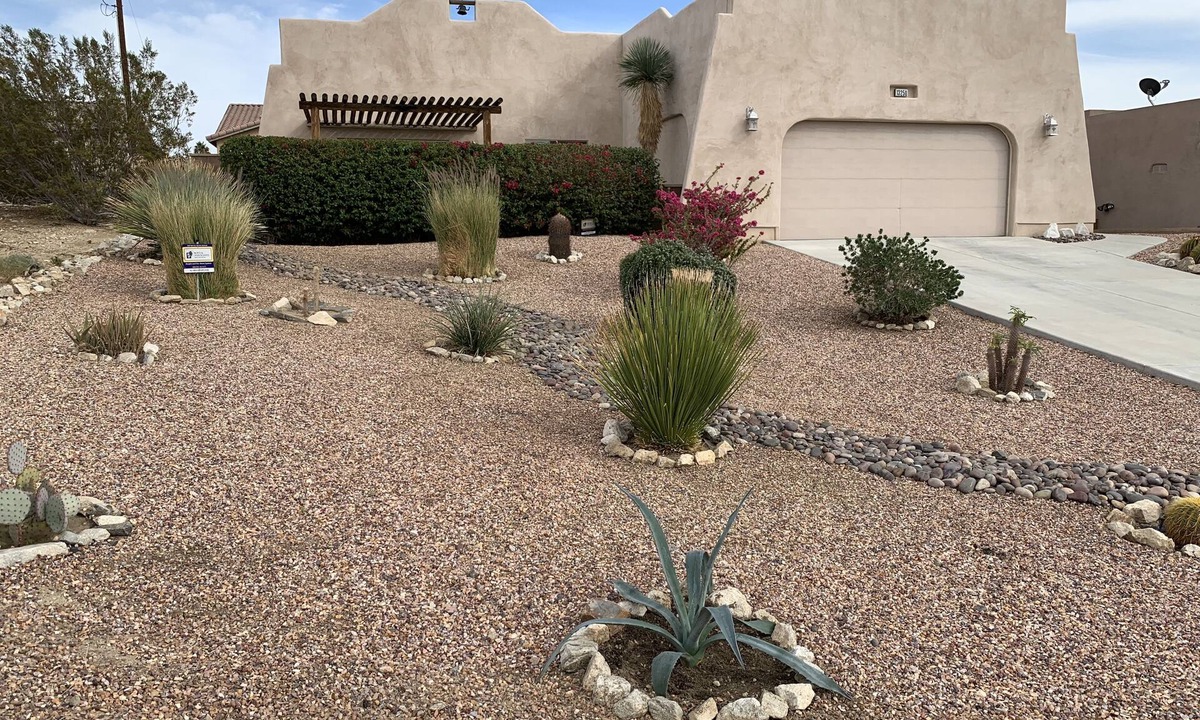 Desert Hot Springs House | Tranquil Desert Retreat . Short walk to hot springs & close to Joshua Tree!