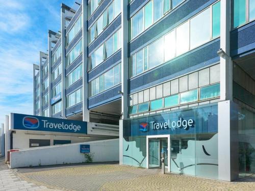 Richmond-upon-Thames Hotel | Travelodge London Teddington
