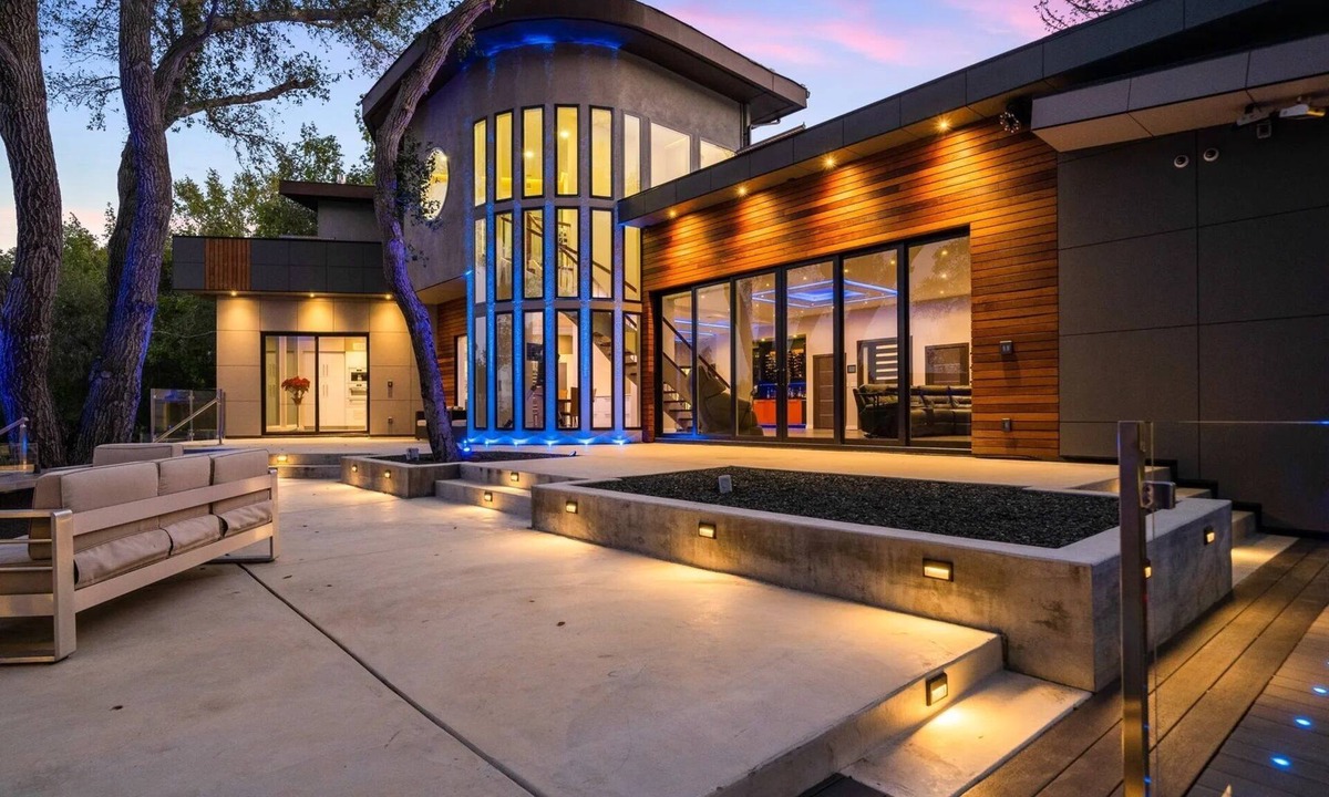 Los Altos Hills House | Ultra-modern executive mansion retreat in the most prestigious area of Bay Area