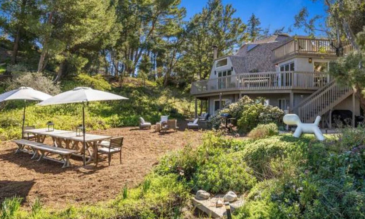 Topanga House | Unique Dome Home in amazing Topanga, sweeping valley views +2 acre wonderland