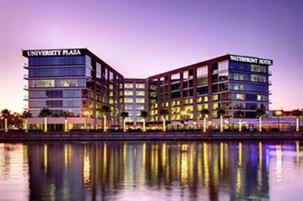 University Plaza Waterfront Hotel | Civic Center