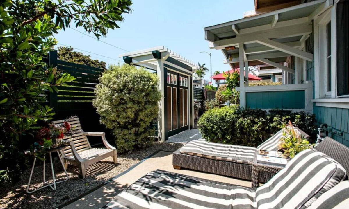 Venice House | Venice Gem: Private Beach Bungalow, Exclusively Month+