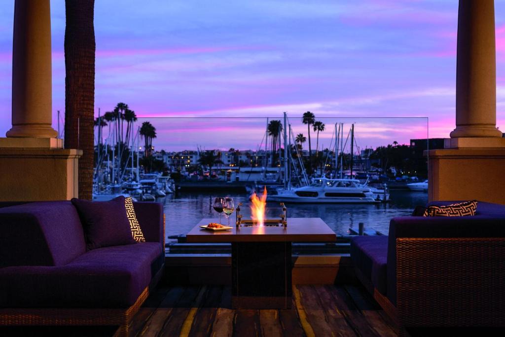 Marina del Rey Apartment | Villa Blanca: Immaculate, Spacious, Sylish, Modern 2+2