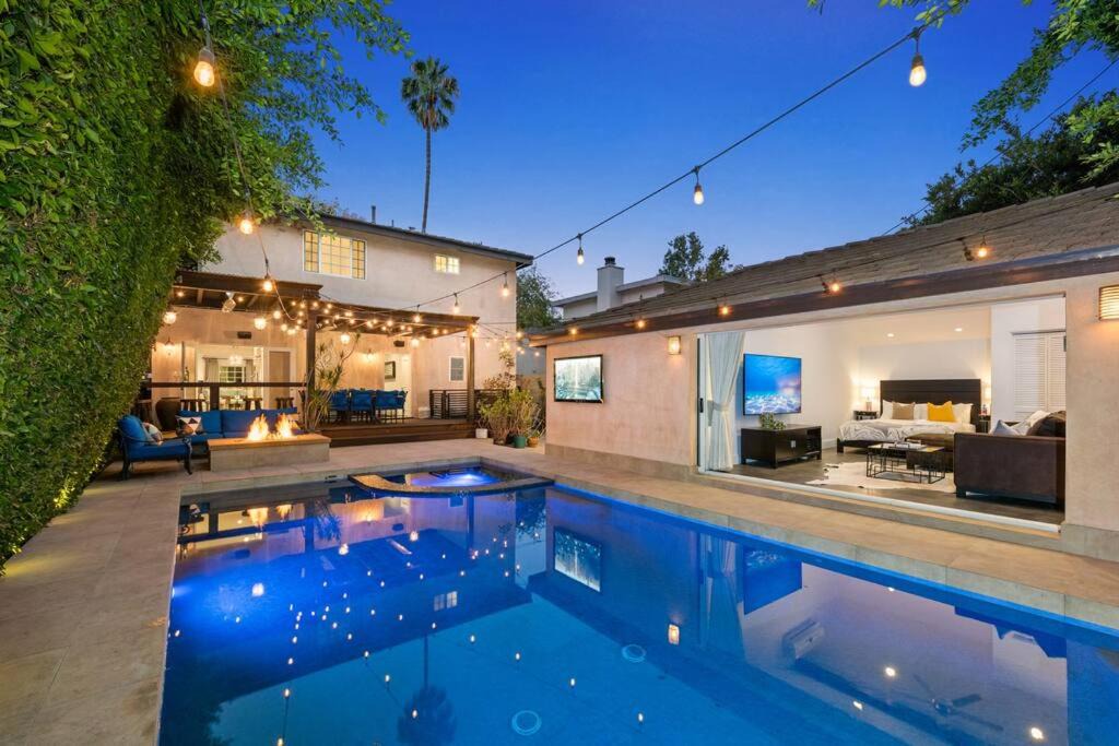 Tri-West Villa | West Hollywood 5 Bedroom Pool