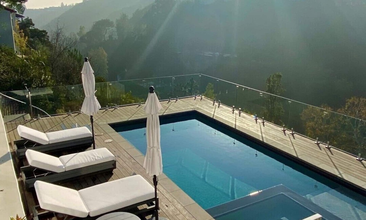 Nichols Canyon House | West Hollywood Hills Pool Home With Views