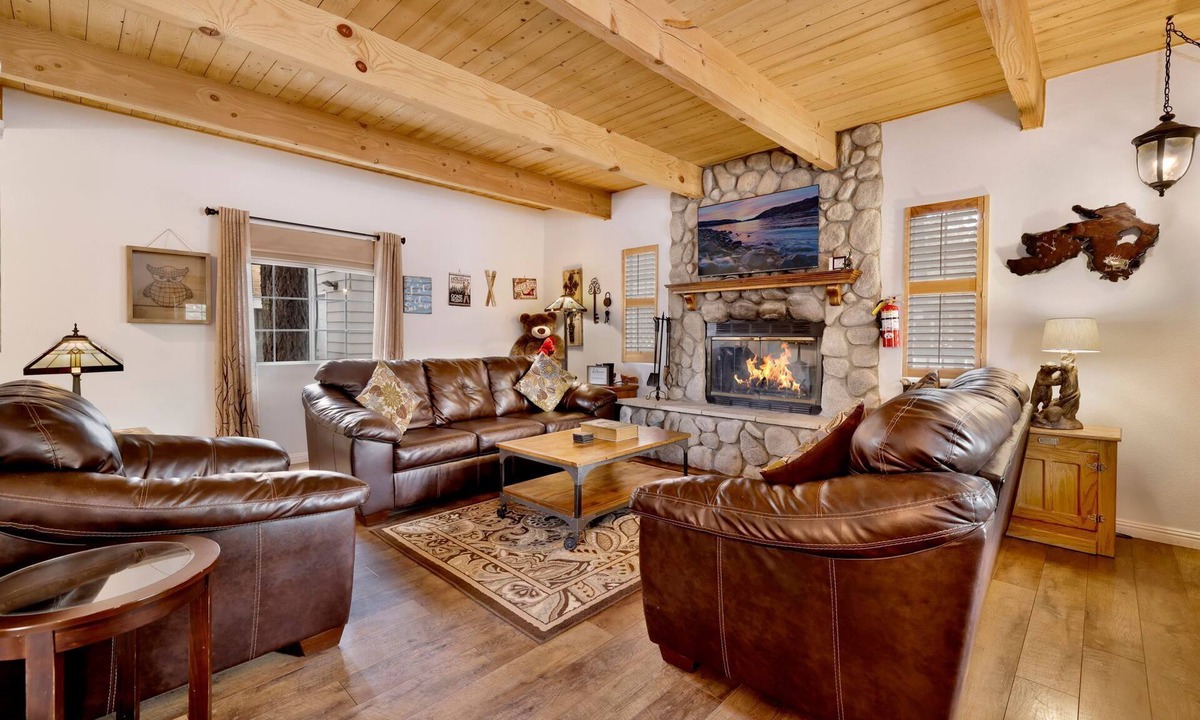 Whiskey Mountain Lodge | Sugarloaf
