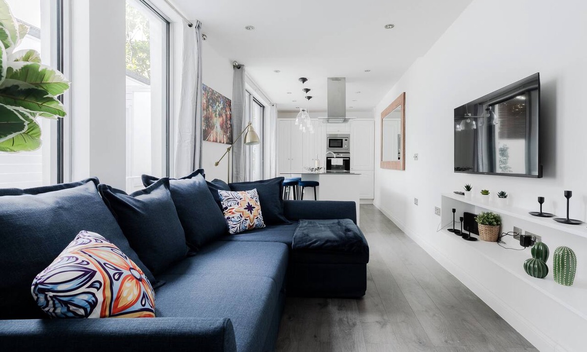 Harrow Road Apartment | Wonderful 2 Bed Apartment near Portobello Road