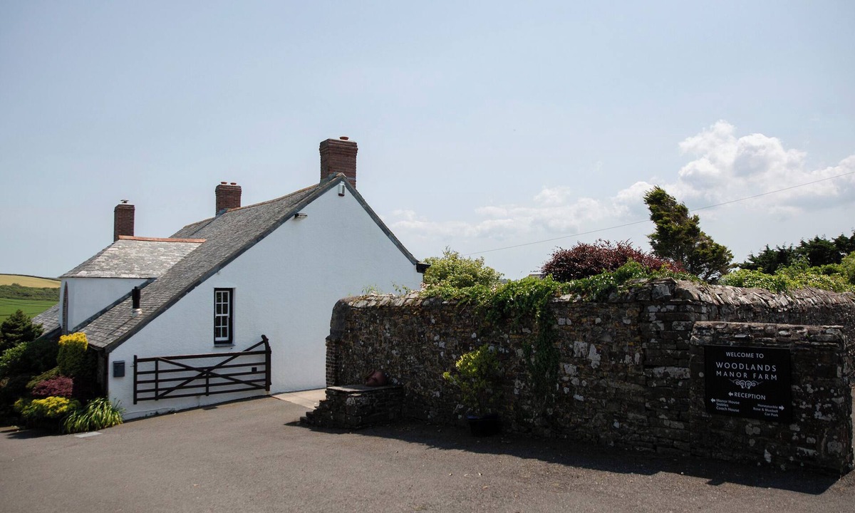 Bude Cottage | Woodlands Manor House - UKC4706