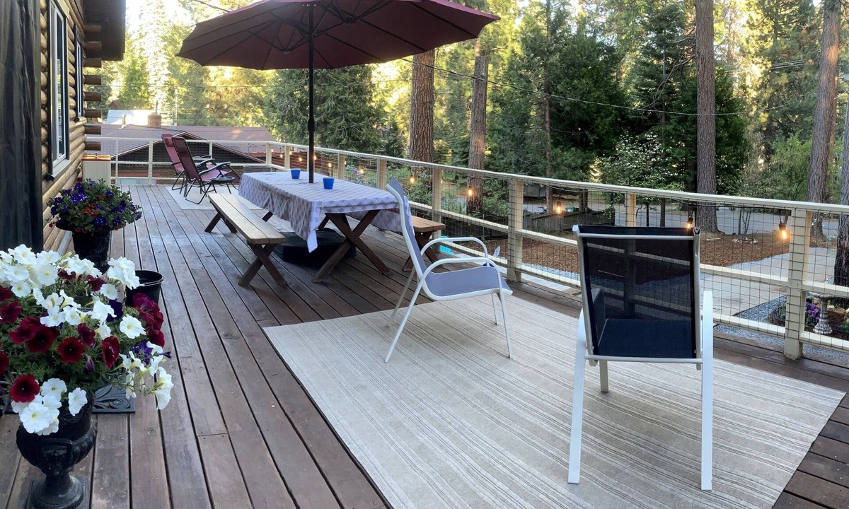 Westwood Cabin | You'll Love this Comfortable Log Cabin on Popular Big Springs Rd.