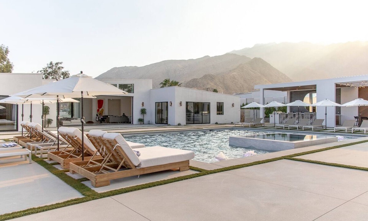 Racquet Club West House | Your Own Personal Luxury Resort