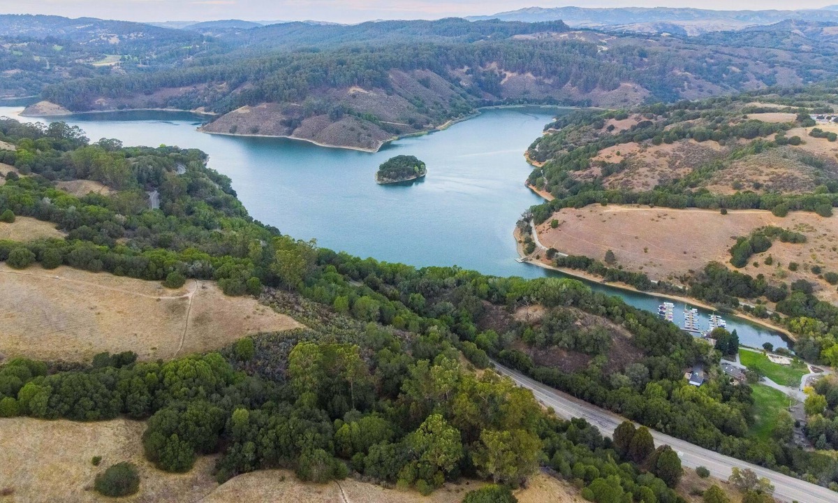 Castro Valley House | Zen Zone Retreat w/ Gorgeous Views of the Bay Area