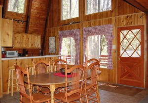 122 m² Cabin ∙ 3 bedrooms ∙ 9 guests