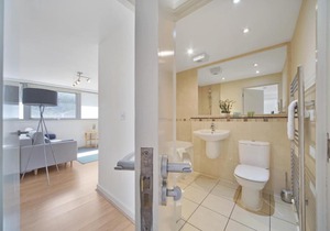 2 Bed Executive Apartment in Shoreditch FREE WIFI by City Stay London