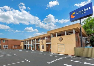 2-Star Hotel ∙ Comfort Inn San Diego Airport At The Harbor