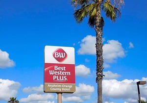 2-Star Hotel ∙ Best Western Plus - Anaheim Orange County Hotel