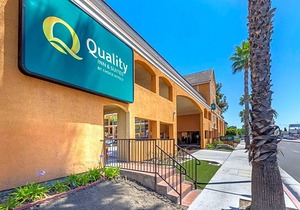 2-Star Hotel ∙ Quality Inn & Suites Westminster - Seal Beach Westminster