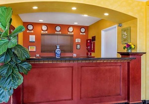 2-Star Hotel ∙ Quality Inn & Suites Westminster - Seal Beach Westminster