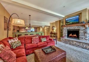 212 m² House ∙ 3 bedrooms ∙ 8 guests