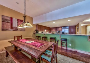 212 m² House ∙ 3 bedrooms ∙ 8 guests