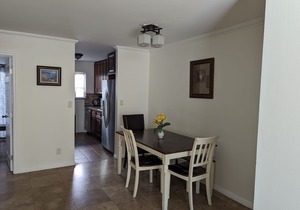 2Bedroom+Den/2Bathroom, 4 Blocks to Santa Monica Beach
