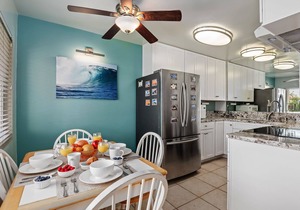 2BR Condo right next to the beach and walkable to all the best of Carpinteria!