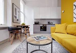 2VH Virginia House Chic Bloomsbury Apartment sleeps 2
