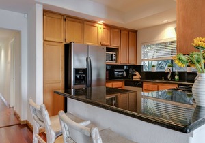 3 Bedroom(OR 4 BDRM) Spacious Marina Del Rey Beach Getaway! Steps to the Beach