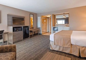 3-Star Hotel ∙ Best Western Plus Executive Inn