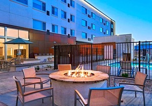 3-Star Hotel ∙ Element Palmdale