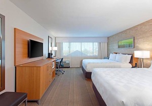 3-Star Hotel ∙ Holiday Inn Palmdale-Lancaster, an IHG Hotel