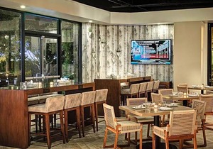 3-Star Hotel ∙ Torrance Marriott Redondo Beach