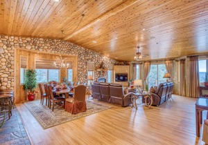 466 m² Cabin ∙ 5 bedrooms ∙ 16 guests