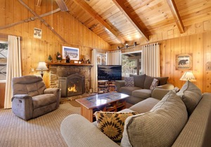 80 m² Cabin ∙ 2 bedrooms ∙ 4 guests