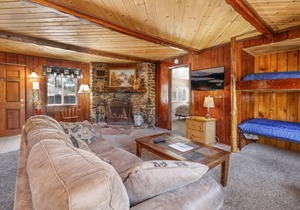 83 m² Cabin ∙ 1 bedroom ∙ 4 guests