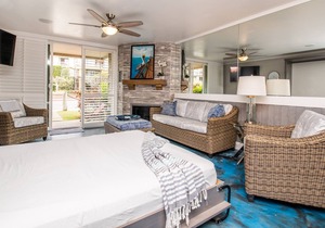 A-15 Ocean Chic Condo | Steps to the Sand | Pool Spa