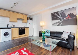 A modern apartment sleeping 3 with easy access to all areas of London (Veeve)