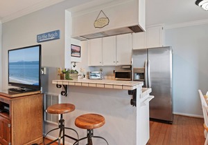 Affordable! Carpinteria Shores Beachfront Condo.