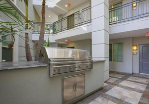 Apartments near Santa Monica