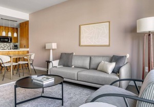 Artistic View 1BR DTLA, w/ Pool, near Disney Hall by Blueground