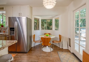 ATOMIC-MOD HOUSE in prime Palm Desert/next to El Paseo!
