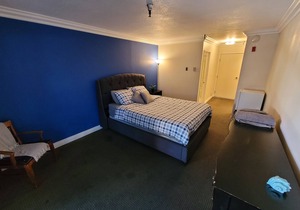 (B08) Deluxe Hotel Style Unit