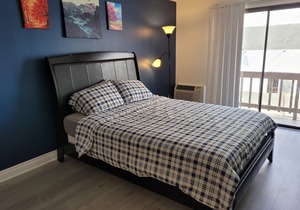 (B22) Cozy LA Hotel Style Unit