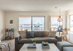 Bay View I by AvantStay Stylish Mission Beach Home on the Sand!