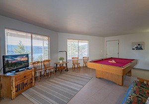 Best View - 3BR/3BA/Panoramic Lakeviews/Hot Tub/Game Room/Pool Table/WiFi/Deck/Barbeque!
