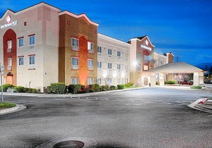 Best Western Plus Delta Inn & Suites