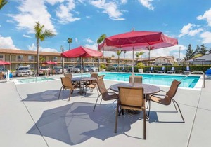Best Western Plus Ontario Airport & Convention Center