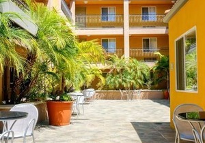 BEST WESTERN PLUS Manhattan Beach Hotel