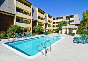 Best Western Plus West Covina Inn